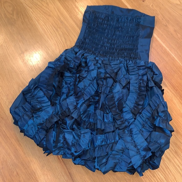 STELLA M’LIA~DarkBLU STRAPLESS TAFFETA PARTY DRESS - Picture 10 of 16